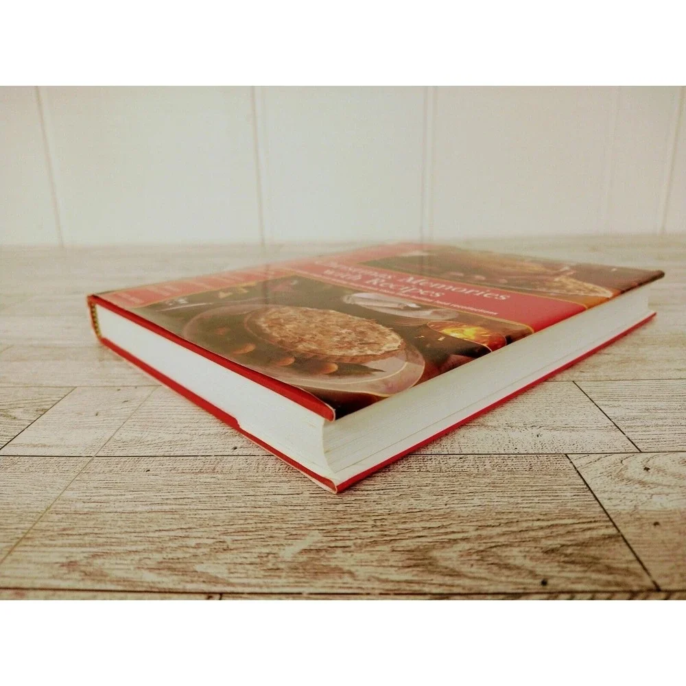 Christmas Memories with Recipes Cookbook Hardcover Book 1988‎